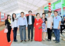 Hình ảnh siêu thị Sài Gòn và cty bột trộn sẵn Mikko