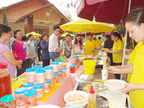 quán bánh xèo ngày càng phát triển, rất đa dạng