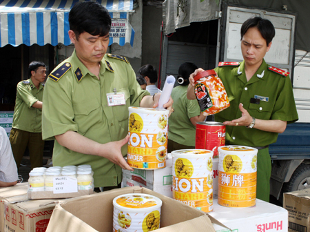 Sản phẩm thạch không rõ nguồn gốc bị thu giữ